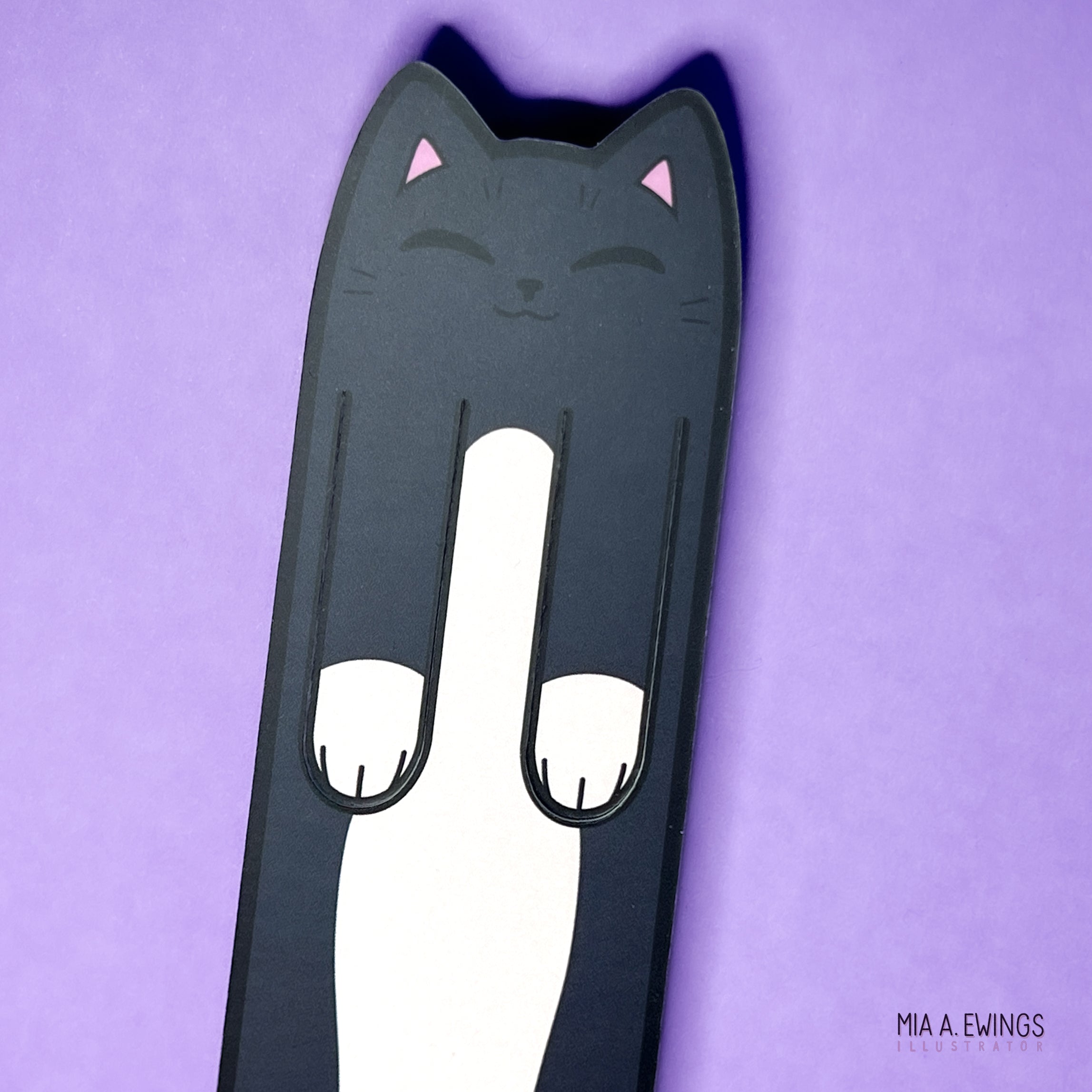 Tuxedo kitty bookmark